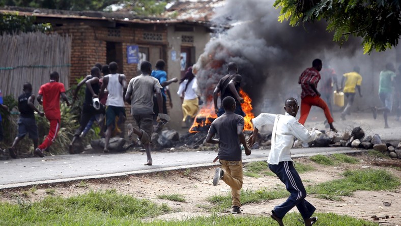 Un haut responsable militaire burundais affirme avoir démis le président Nkurunziza de ses fonctions