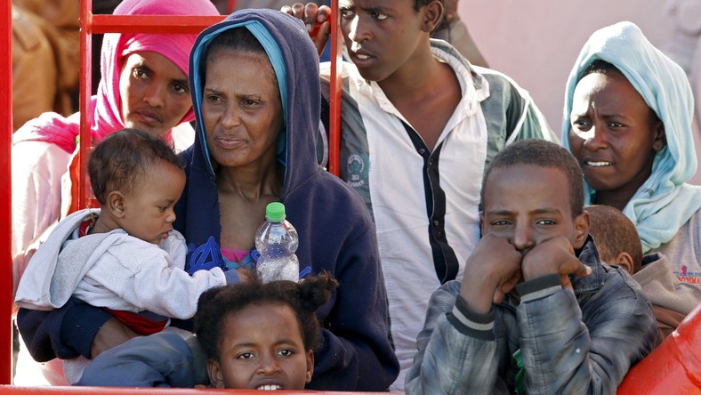 Rachid Nekkaz : il vaut mieux que l’UE favorise un Etat fort en Libye que recourir à la force