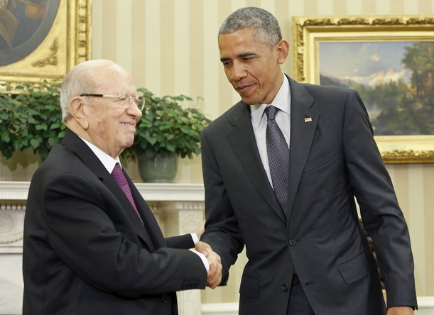 Quand Obama salue un peu vite les progrès démocratiques en Tunisie
