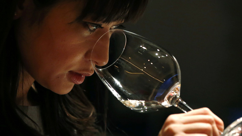Le vin cher est-il meilleur ? Peut-être est-il temps de donner une chance à ce vin à cinq euros