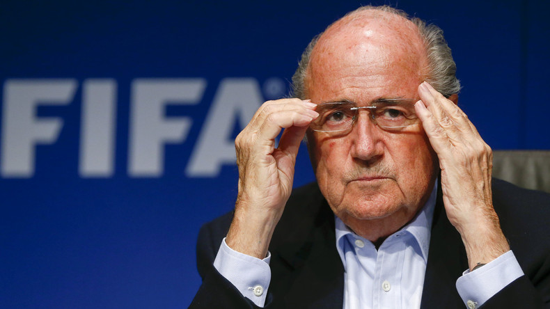 Blatter à Platini : je ne démissionnerai pas mais j’aurais pu le faire