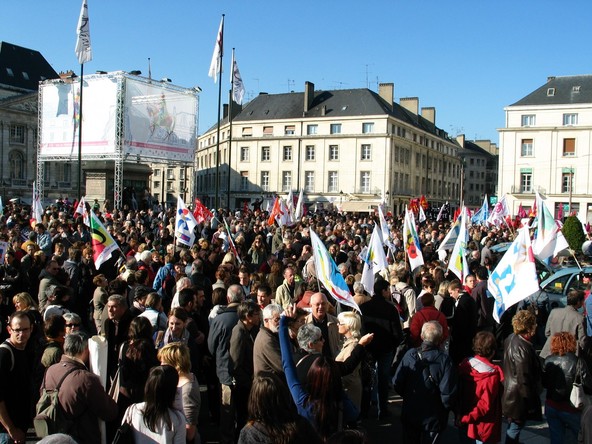 Des députés souhaitent limiter le droit à manifester