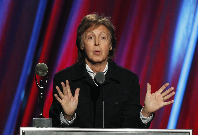 Paul McCartney en a fini avec la marijuana