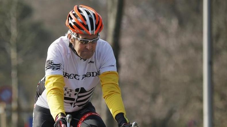 John Kerry hospitalisé après une chute en vélo en Haute-Savoie