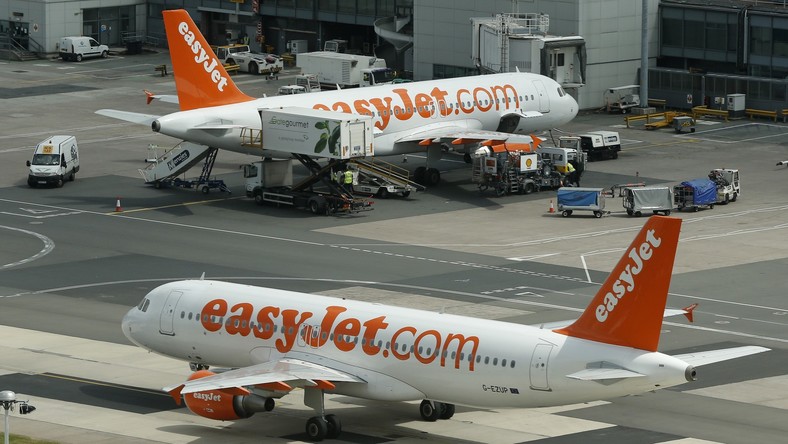 EasyJet scotcherait certaines pièces de ses appareils ?