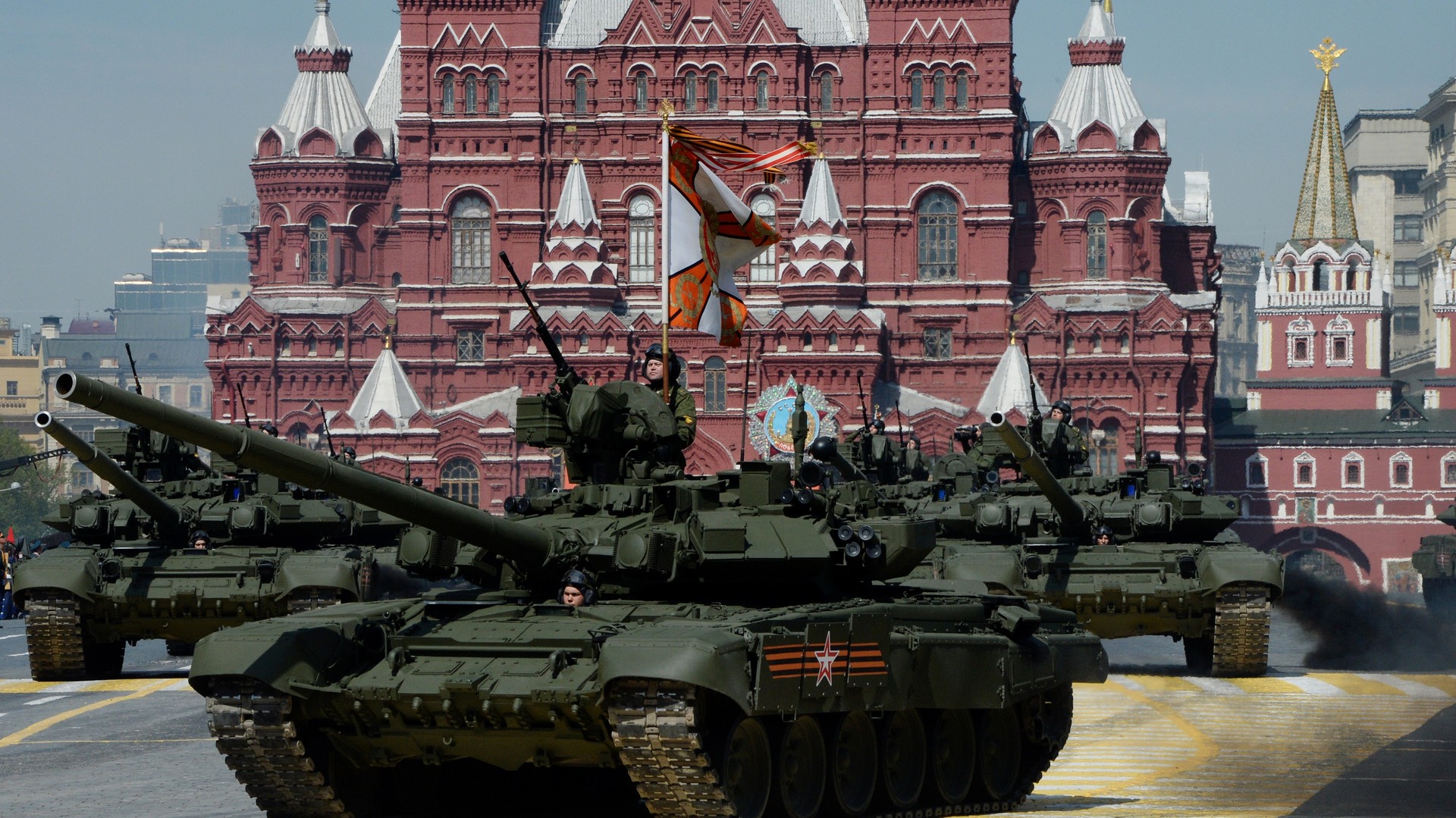 Le char russe T-90 à la parade du 9 mai à Moscou