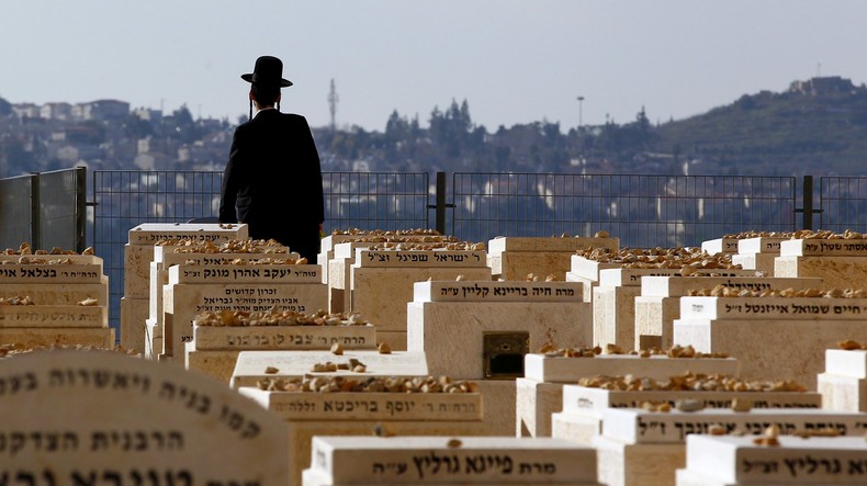 Les morts prennent trop de place : Israël creuse un grand cimetière souterrain