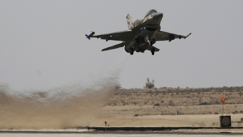Deux poids deux mesures : Israël bombarde Gaza en réponse à deux tirs de roquette