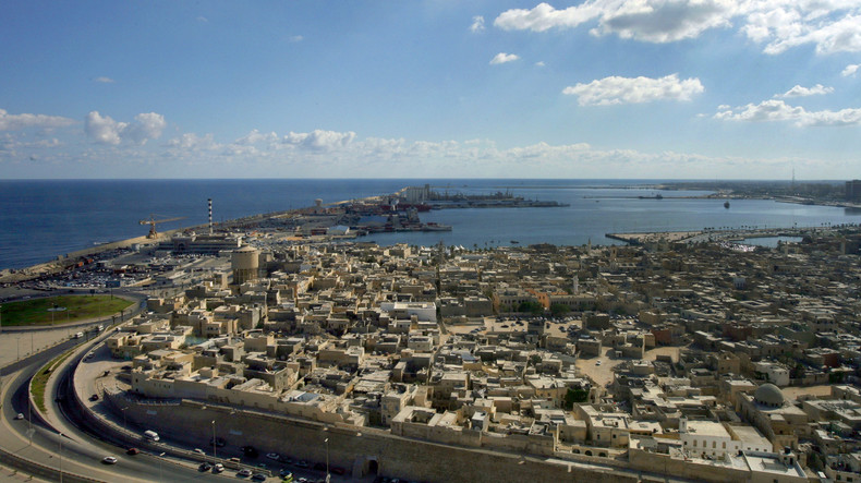Dix employés du consulat tunisien à Tripoli, en Libye, enlevés par des inconnus armés
