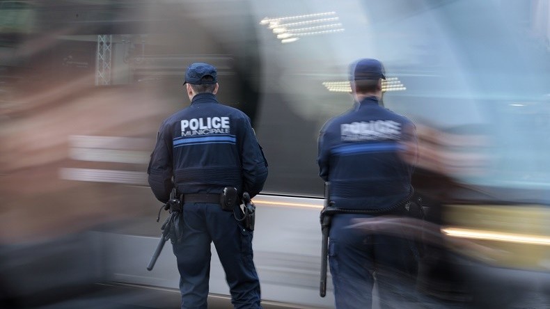 Quoi ma gueule? Pour la première fois, l'Etat français est condamné en raison de contrôles au faciès