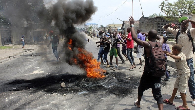 Des opposants congolais condamnés en France pour un «attentat» au ketchup