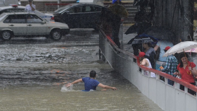Sotchi : la capitale des JO 2014 inondée, des tornades attendues (PHOTOS)