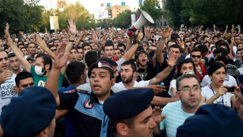 Craintes de «Maïdanisation» du mouvement de revendications sociales en Arménie