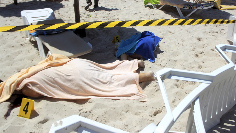 Le Premier ministre tunisien veut fermer les mosquées hors-la-loi, suite à l'attentat à Sousse
