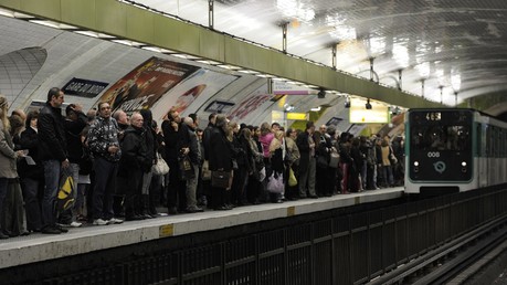 Agnès Saal : fini le taxi, vive le métro !