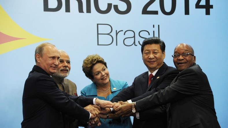Assistant de Poutine : la Banque des BRICS, la crise grecque et l’Ukraine au menu des sommets d’Oufa
