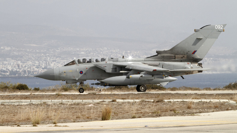 A Chypre, deux missiles tombent d'un avion militaire britannique sans faire de dégats