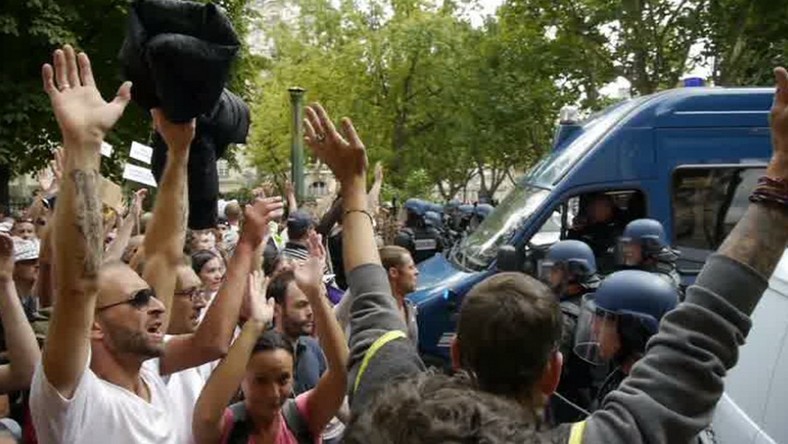 Mouvement du 14 Juillet : «Les Français sont en droit d'exiger un gouvernement légitime»