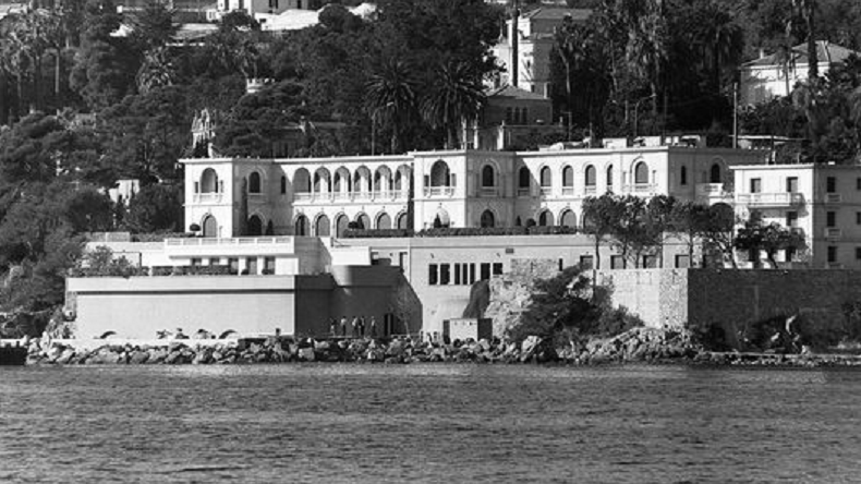 Nouvelle interruption des travaux dans la villa française du roi Salmane
