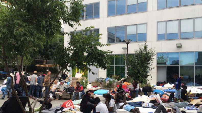Un campement de 200 migrants évacué à Paris