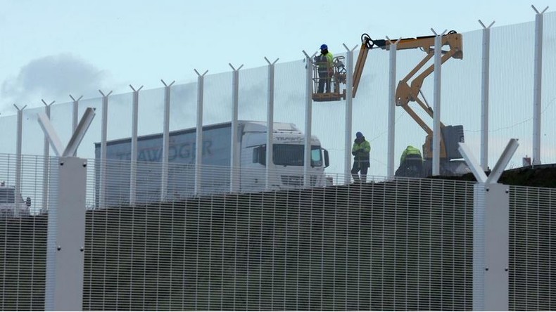 Selon un média anglais, la crise des migrants est due aux tronçonneuses à 50 euros