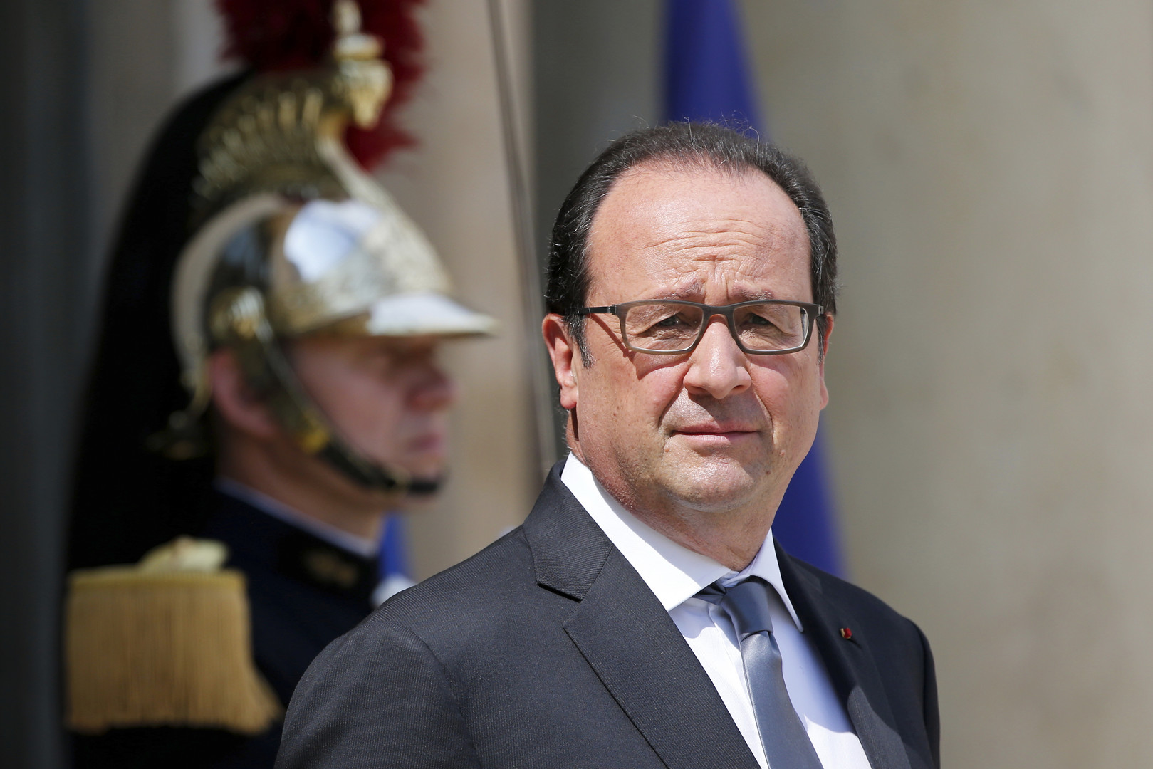 Hollande : Des Actes Terroristes Déjoués — RT En Français