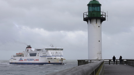 Le port de Calais bloqué par les salariés de MyFerryLink