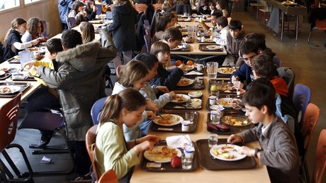 Le gouvernement veut du «local» dans nos cantines, mais est-ce réellement possible ?