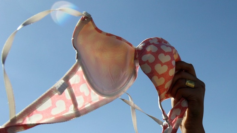 Un soutien-gorge «pare-balle» sauve la vie d’une femme en Allemagne