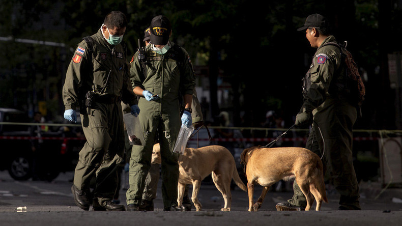 Deuxième journée d'attentats à Bangkok : des explosions près du métro et d'un pont très fréquenté