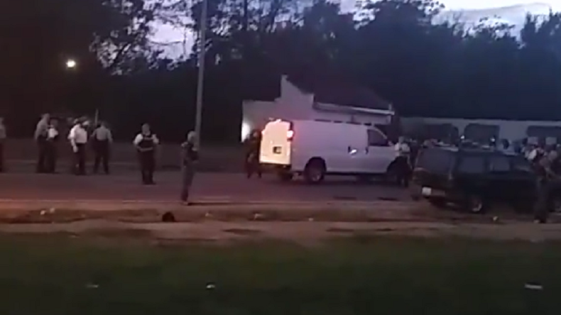Etats-Unis : affrontements entre policiers et manifestants à St-Louis après la mort d'un jeune noir