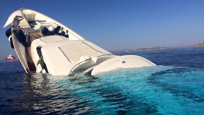Un yacht de six millions de dollars coule peu après avoir quitté Myconos (VIDEO)