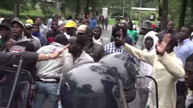 Migrants : Vienne et Milan en première ligne