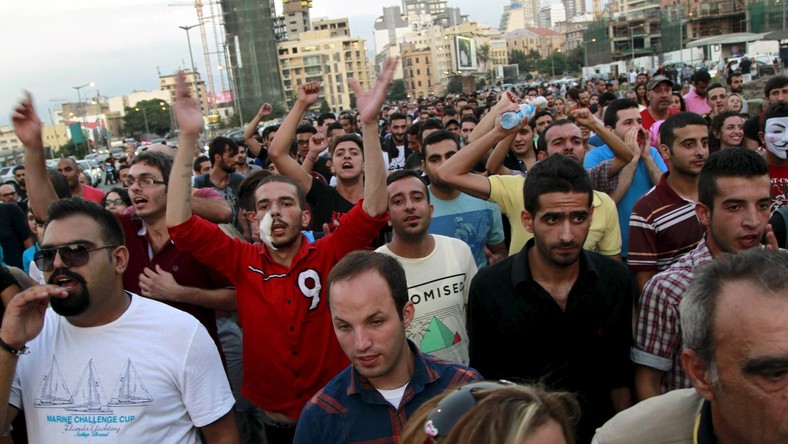 Faisons-en une révolution ! Les manifestants libanais donnent un ultimatum de 72h au gouvernement