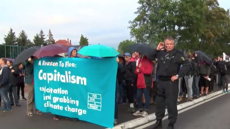 Allemagne : Manifestation pro-réfugiés à Heidenau malgré l’interdiction de la Cour d’appel