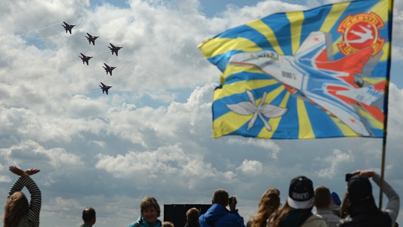 Moscou : dernière journée du salon aéronautique international MAKS