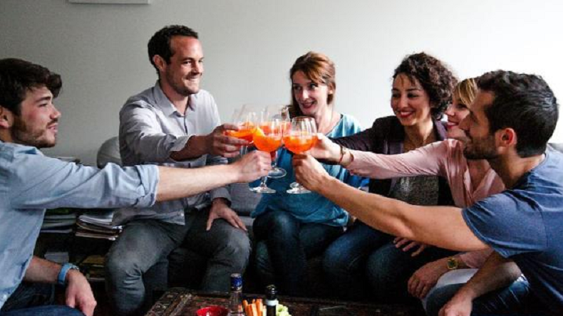 En France, les sites de réservations de repas chez l'habitant sous le feu des restaurateurs