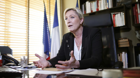 Marine Le Pen : pourquoi un étranger potentiellement dangereux peut-il arriver en France ?