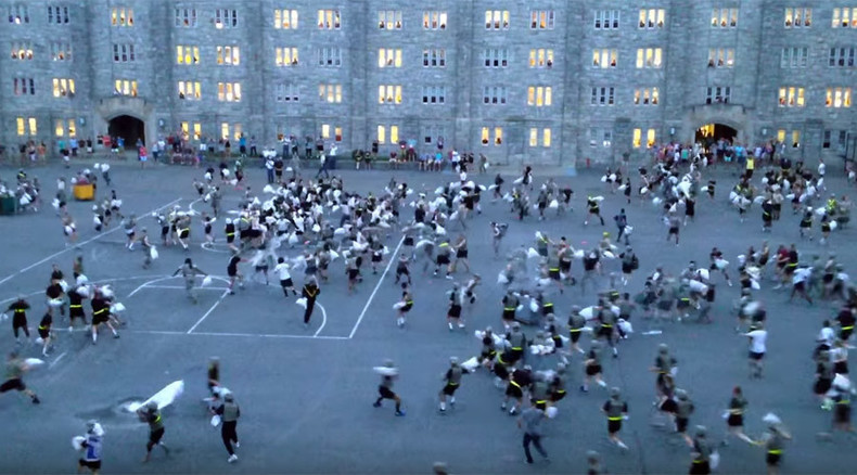 Une bataille d’oreillers sanglante à l’académie militaire de West Point fait 30 blessés