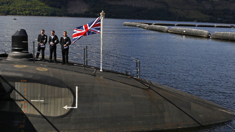 Londres admet que c’est un sous-marin britannique, et non russe, qui a endommagé son chalutier