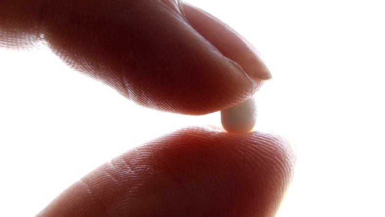 Overdose de LSD lors d’une conférence d’homéopathes : accident ou expérience qui tourne mal ?