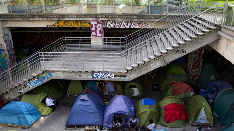 Migrants : évacuation du camp parisien d’Austerlitz, le relogement pourrait se faire dans la semaine