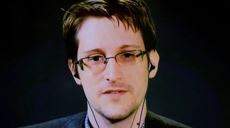 Edward Snowden reçoit 47Go de notifications de Twitter après une erreur de manipulation
