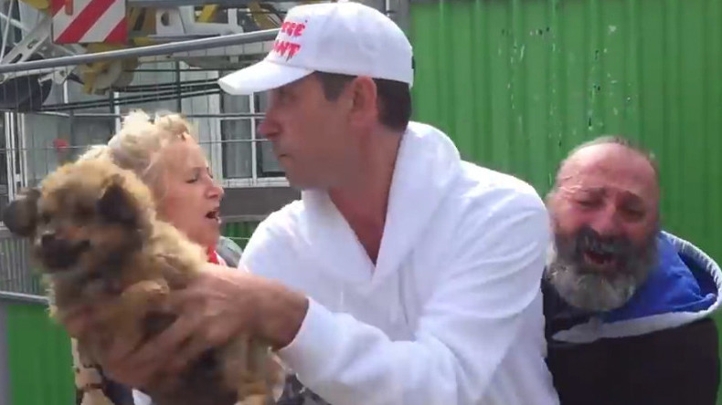 Happy end : le SDF qui avait ému la toile va retrouver son chiot