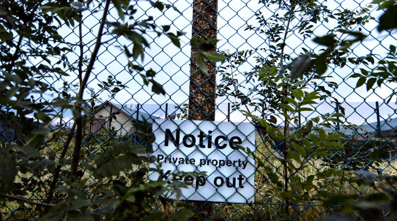 Le calvaire d’une réfugiée, battue et torturée dans un centre de détention de Grande-Bretagne