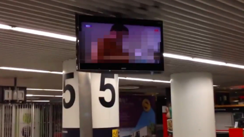 Un film pornographique diffusé en plein aéroport de Lisbonne
