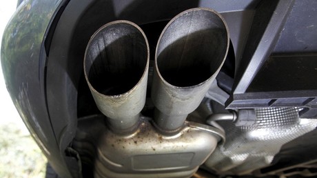 Scandale des émissions de gaz polluants : et si la voiture écolo n'était finalement qu'un mythe ?