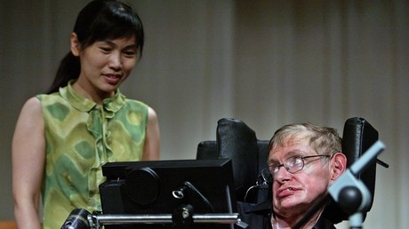 Pour Stephen Hawking, les femmes demeurent le seul mystère insoluble de l'univers