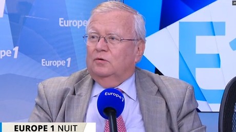 Anne Hildalgo veut réduire le nombre de voitures dans Paris, Jacques Myard la bannit de sa ville