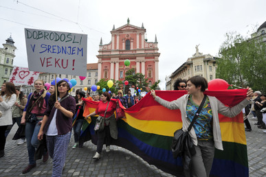 L'autorisation du mariage homosexuel avait été fêtée à Ljubljana. La loi pourrait malgré tout être annulée.